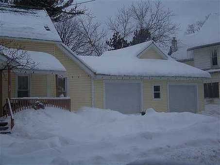 2nd image of 92 W Barney St