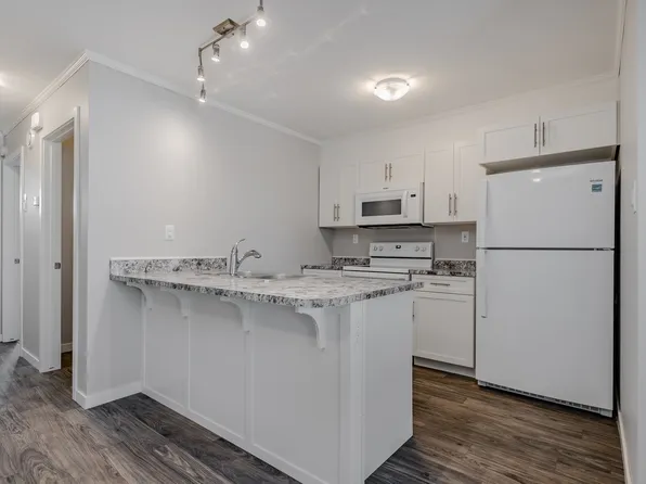 Plainsview Townhomes