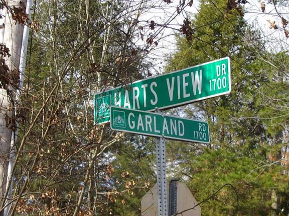 5th image of 1714 Harts View Dr