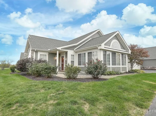 13 Abbey Dr, Springboro, OH 45066