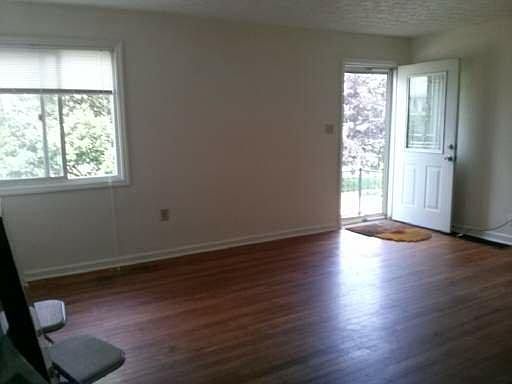 2nd image of 1708 Brookline Ave