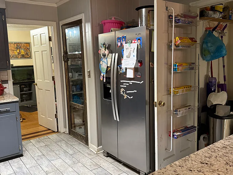 364 Hanley Cir — Photo 3