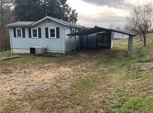 73 Moon Dr, Nebo, NC 28761