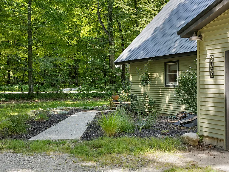 2170 N Jacobson Rd — Photo 35