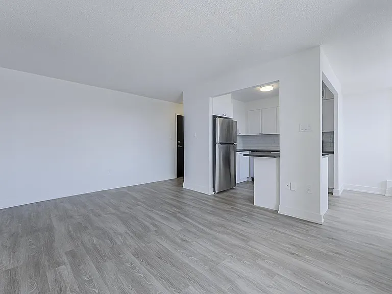 292 Oakdale Ave — Photo 15
