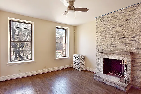 Rented by LEE & ASSOCIATES NYC RESIDENTIAL LLC | media 4