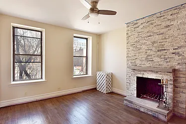 Rented by LEE & ASSOCIATES NYC RESIDENTIAL LLC