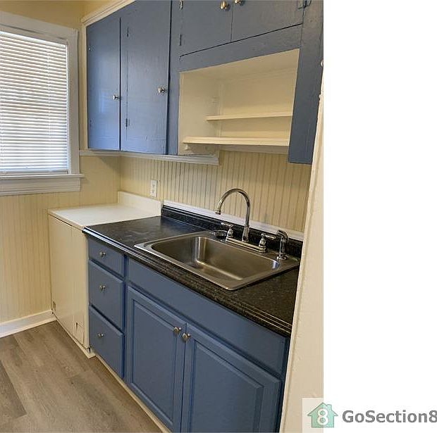 1st image of 3317 Ottawa Ave #B