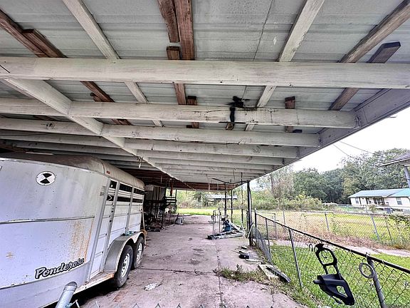 5th image of 15423 Highway 73