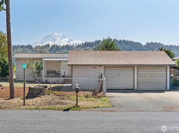 22518 Cedarview Drive E, Bonney Lake, WA 98391
