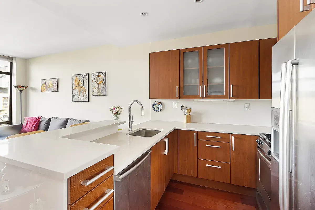 162 16th Street — Photo 3