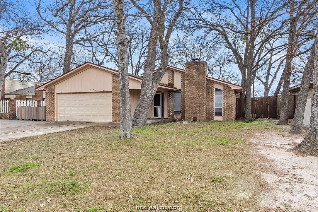 3 bed, 1391 sqft, $1,500 — Photo 1