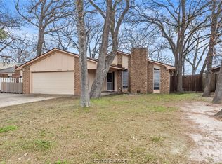 3239 Red Robin Loop, Bryan, TX 77802