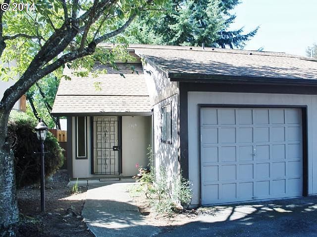 1st image of 2369 SE 112th Ave #7