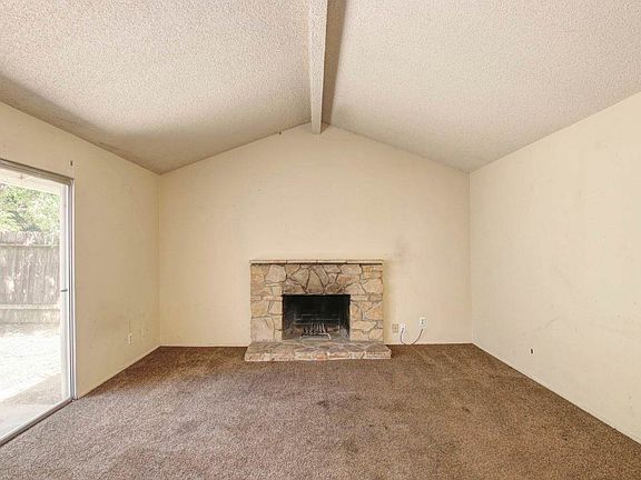 4th image of 8140 Mesa Oak Way
