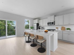 23190 Willow Dr, Rogers, MN 55374