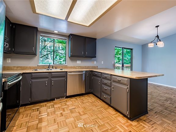 3rd image of 8708 128th Ave NE