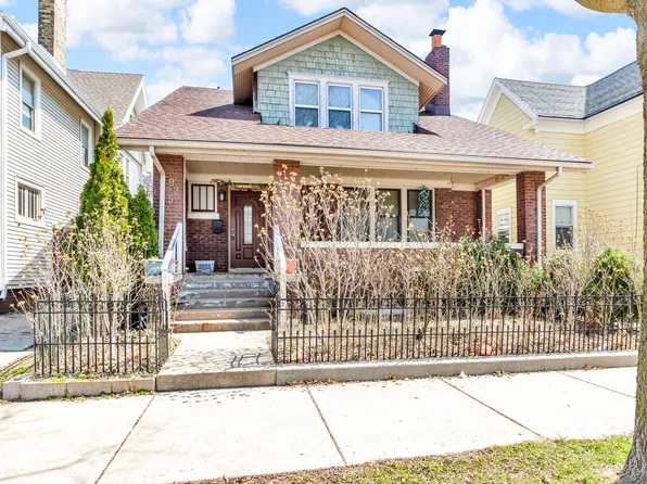 925 Villa STREET, Racine, WI 53403