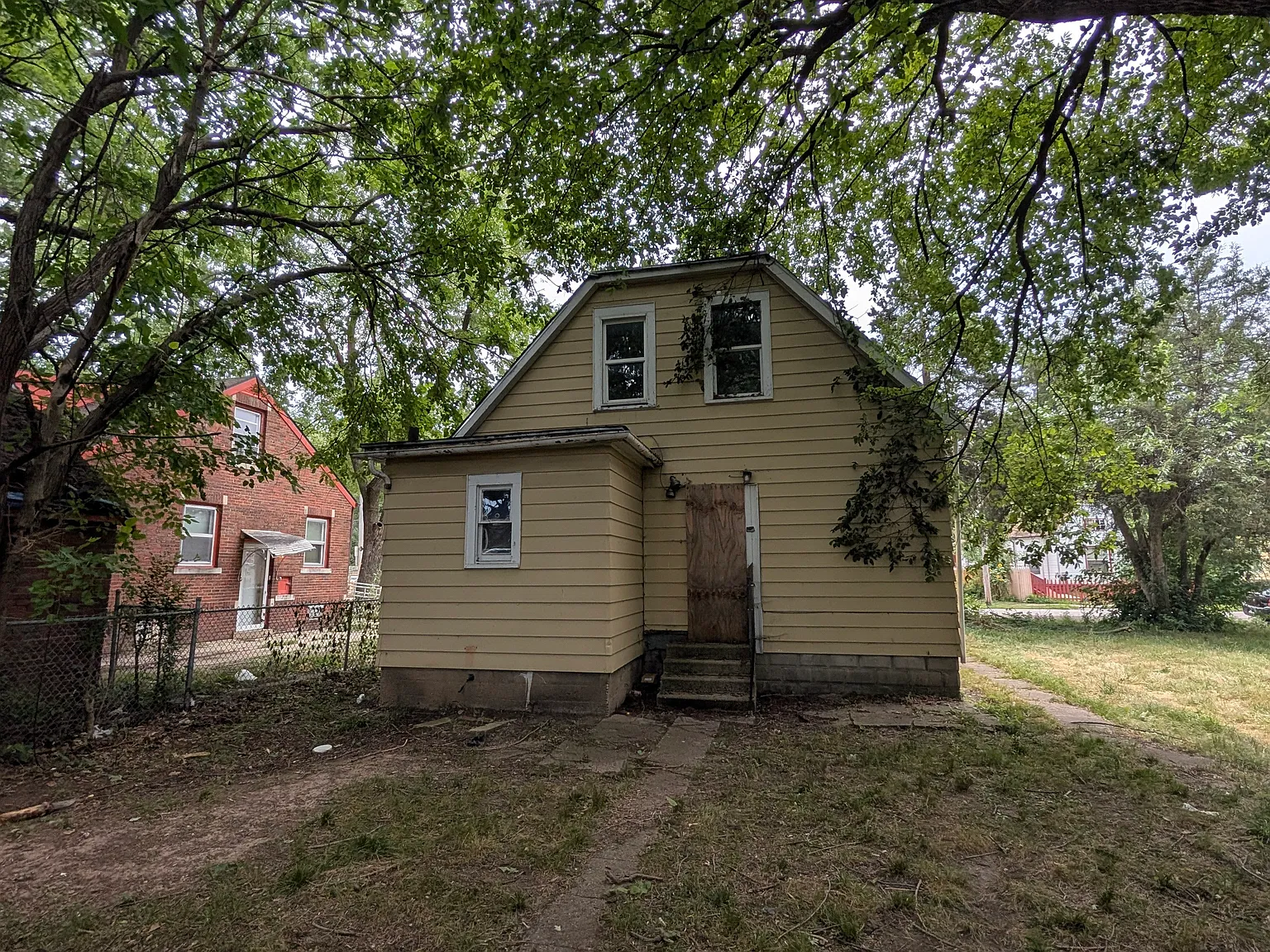 2 bed, 793 sqft, $595 — Photo 2