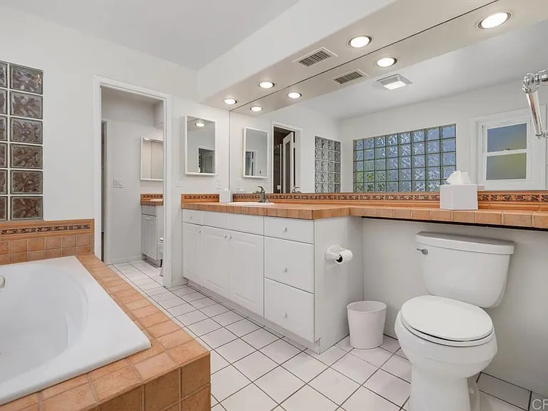 6014 Beaumont Ave — Photo 18