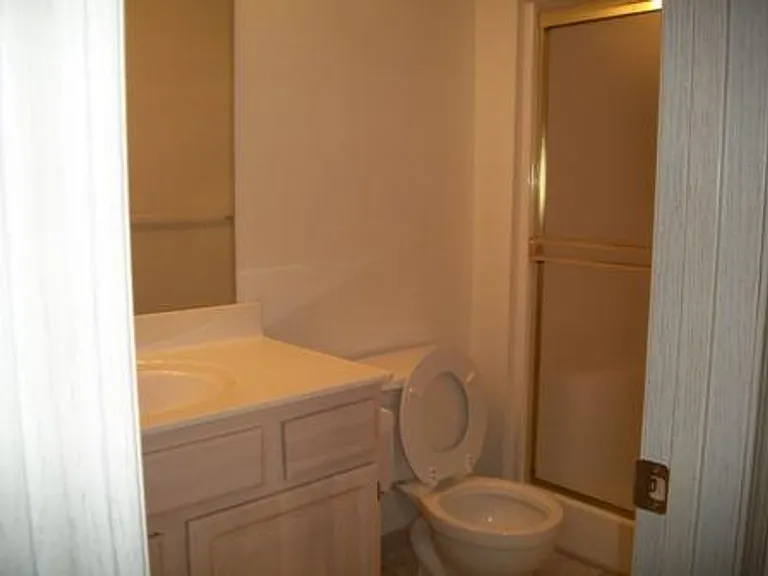 1201 Pebblecreek Dr — Photo 6