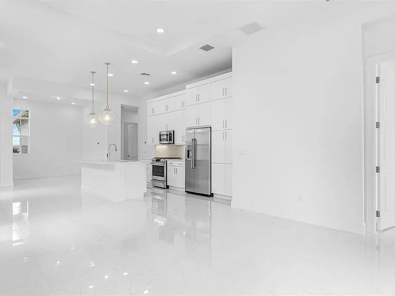 5078 Lido Key Ln — Photo 11