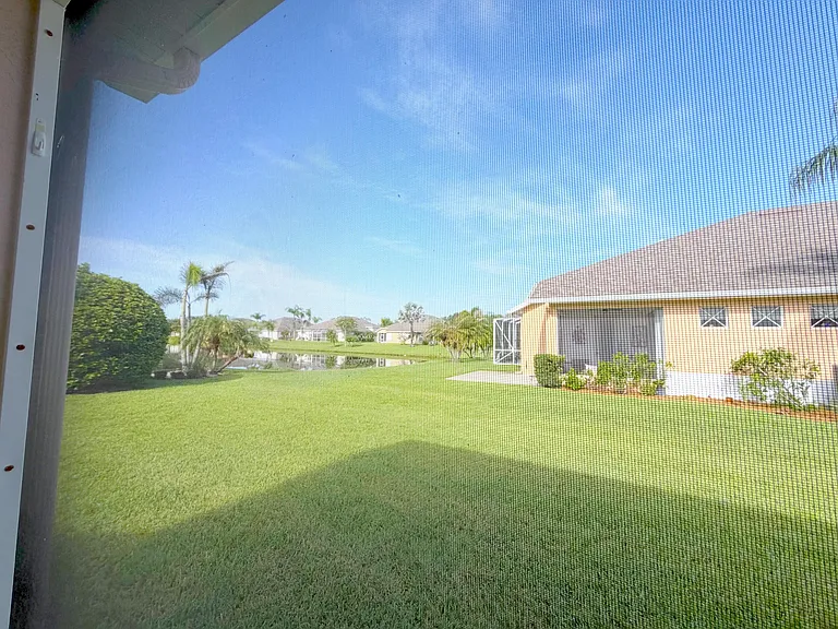 434 N Tangerine Sq SW — Photo 15