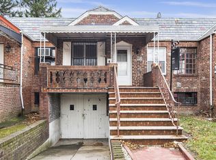 300 E 48th St, Brooklyn, NY 11203