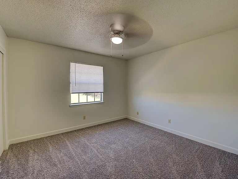 VIEUX CARRE APARTMENTS — Photo 12
