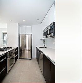 4th image of 301 W 57th St APT 33C