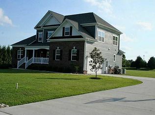 609 Planters Ct, Virginia Beach, VA 23457