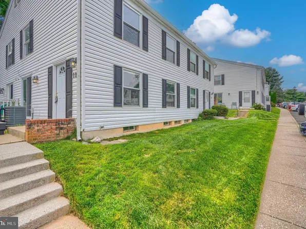 11 Brookshire Dr #B, Reisterstown, MD 21136