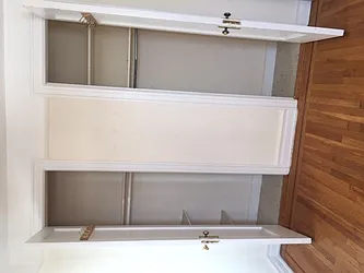 Rented by NYLA Realty