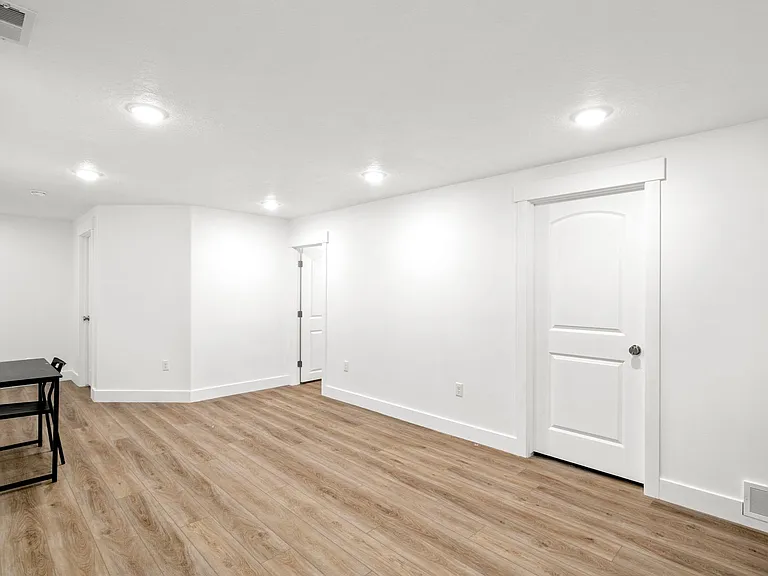3928 W Hardman Way #4 — Photo 23