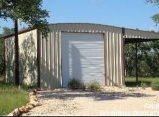 257 County Road 2471, Hondo, TX 78861