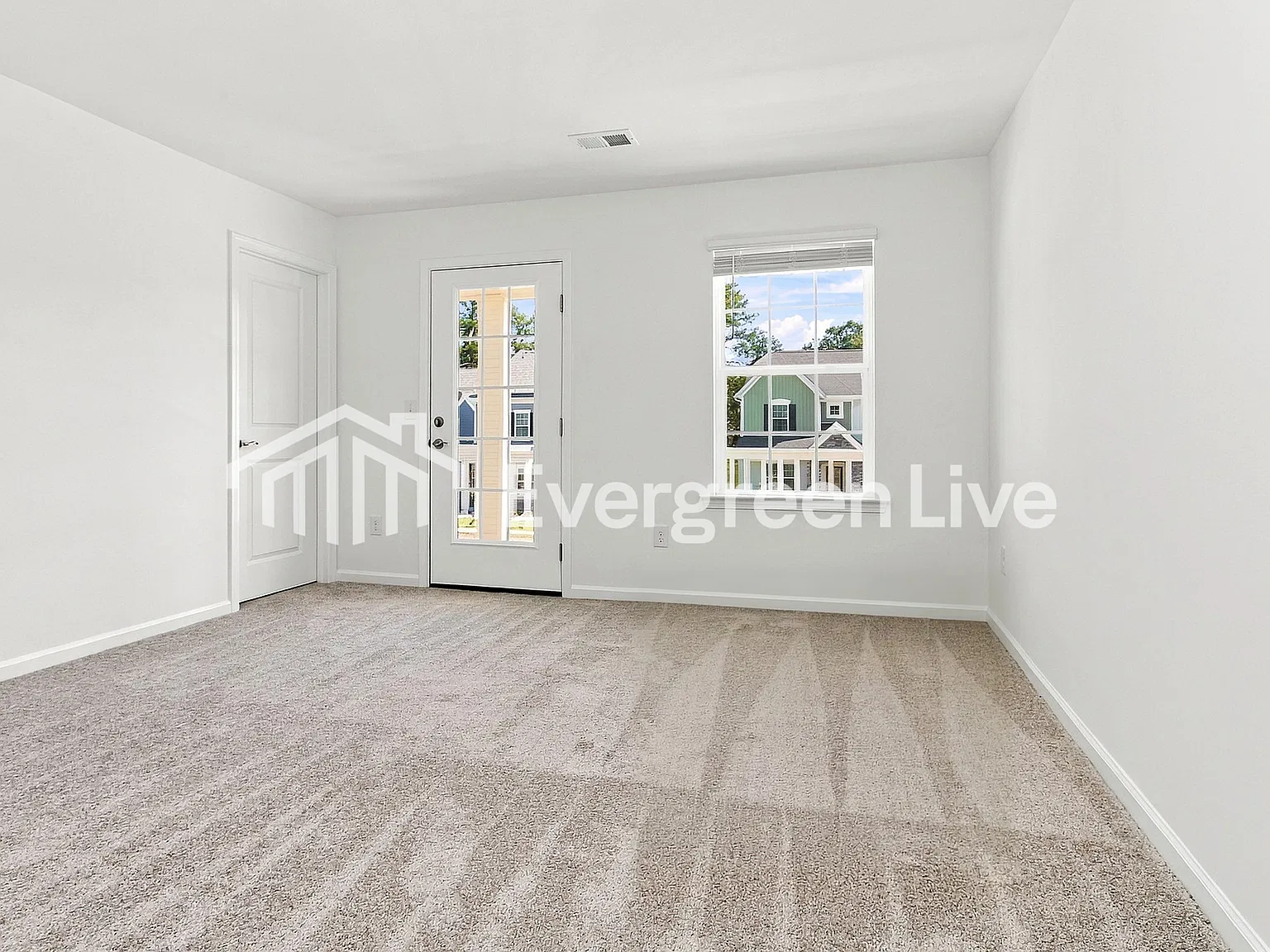 4 bed, 3.5 bath, 2659 sqft, $2,225 — Photo 3
