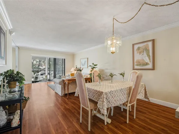 691 S Hollybrook Drive #304, Pembroke Pines, FL 33025