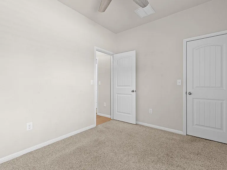 2205 Singletree Bnd — Photo 11