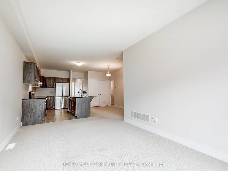 436 Viking St — Photo 8