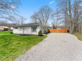 17412 Lakewood Ave, Lake Milton, OH