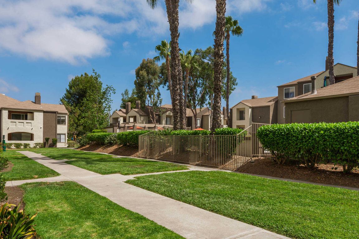 Carmel Terrace Apartments Building and Grounds