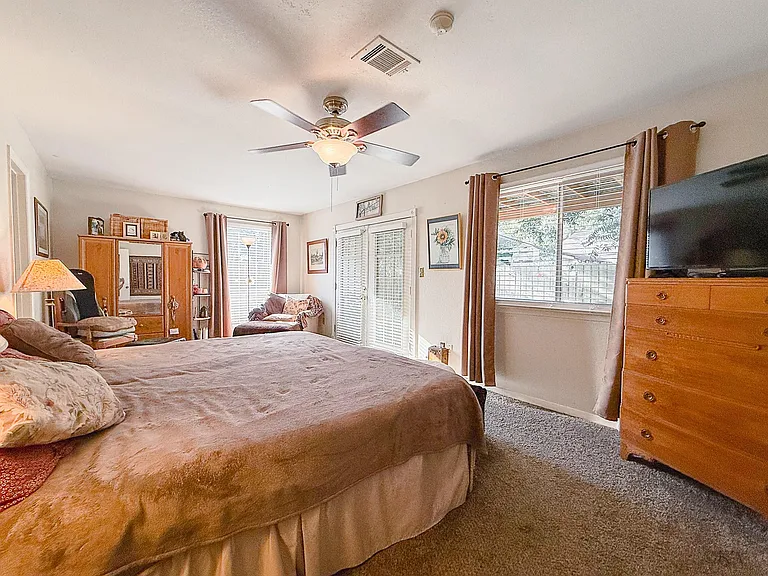 3306 Hunterwood Dr — Photo 25