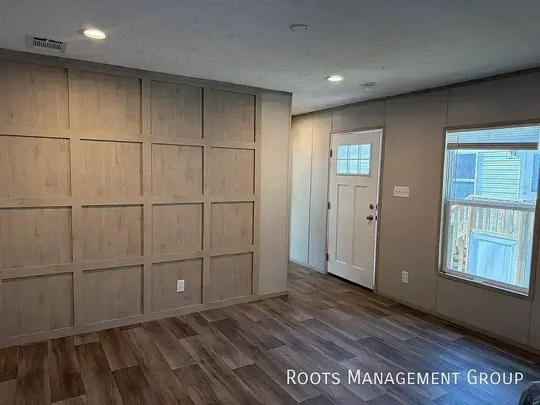 300 Brantley Dr #32 — Photo 4