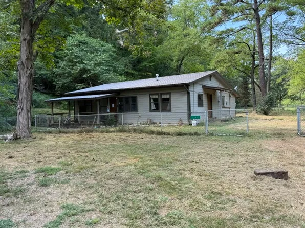 197 7th St, Saint Paul, AR 72760