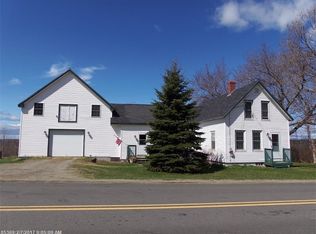 782 E Ridge Rd, Cornville, ME 04976