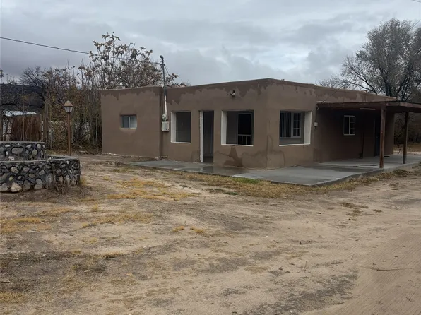 143 County Road 51, Velarde, NM 87582