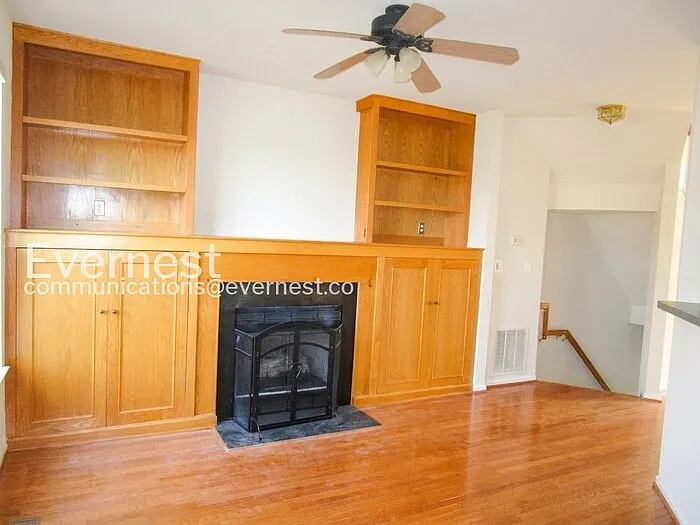 3 bed, 2.5 bath, 2300 sqft, $2,850 — Photo 4