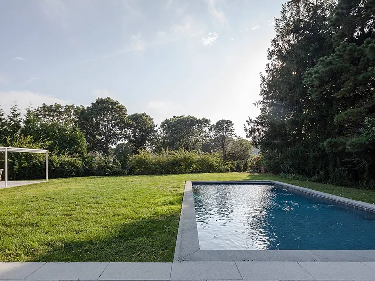 39 Saint Andrews Rd — Photo 13