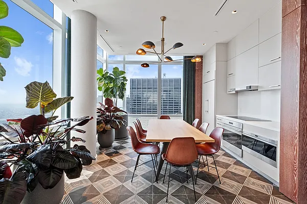 Rented by Greystar | media 41