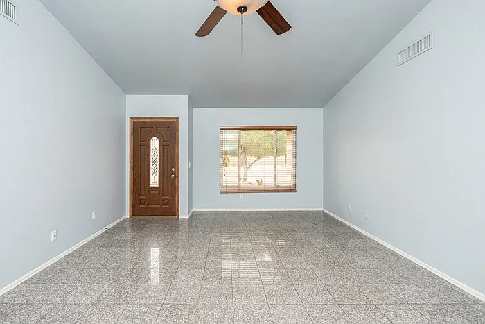 13808 S 36th Way — Photo 5